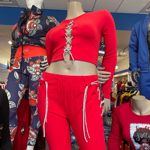 Stylish Red Bling 2 pc outfit Sz Med